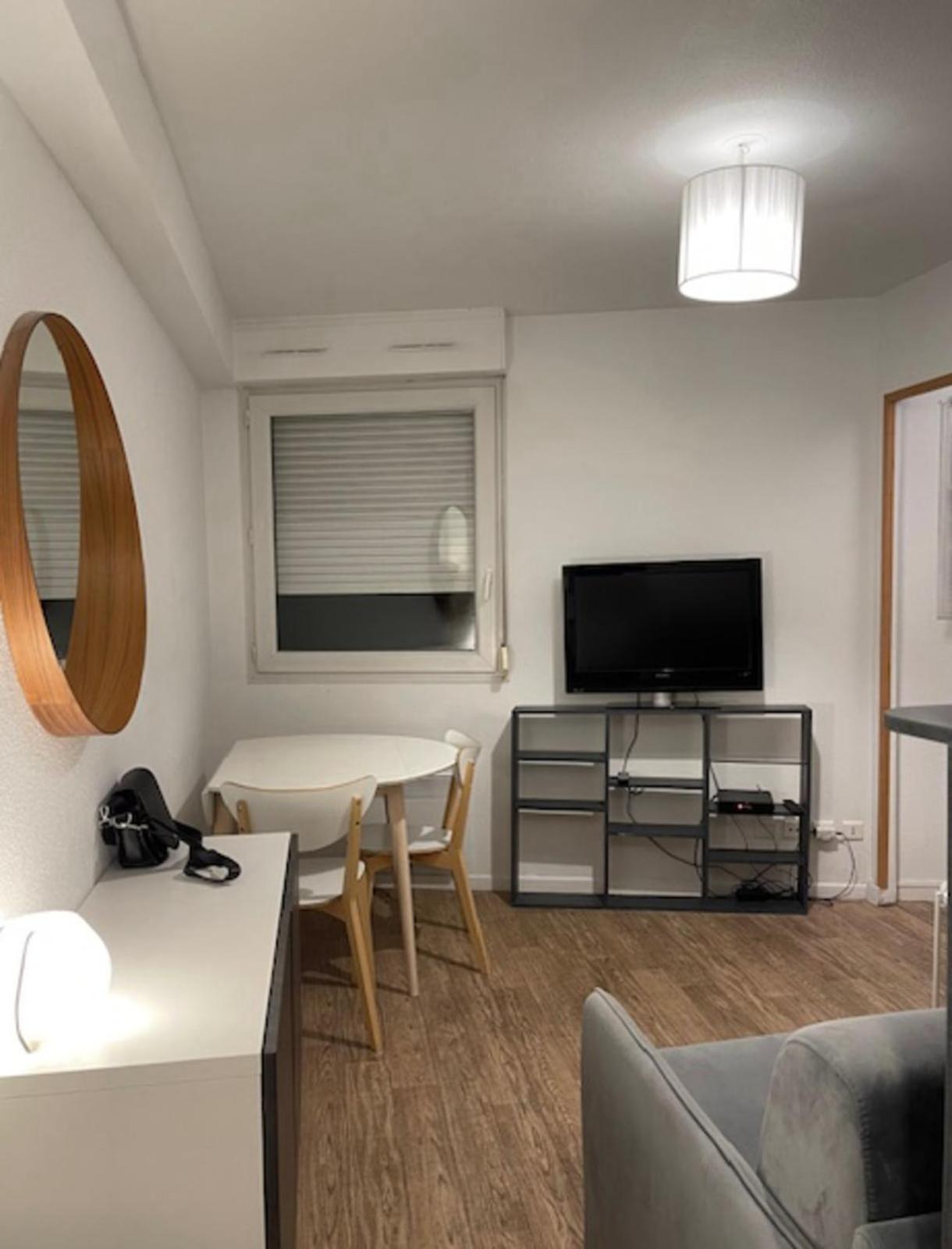 Cosy Studio 16M2 Lyon Luaran gambar